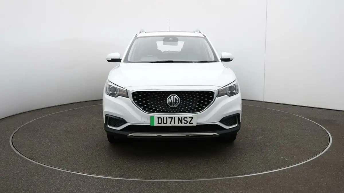 2021-mg-zs-suv-e-exclusive-ev-big-2