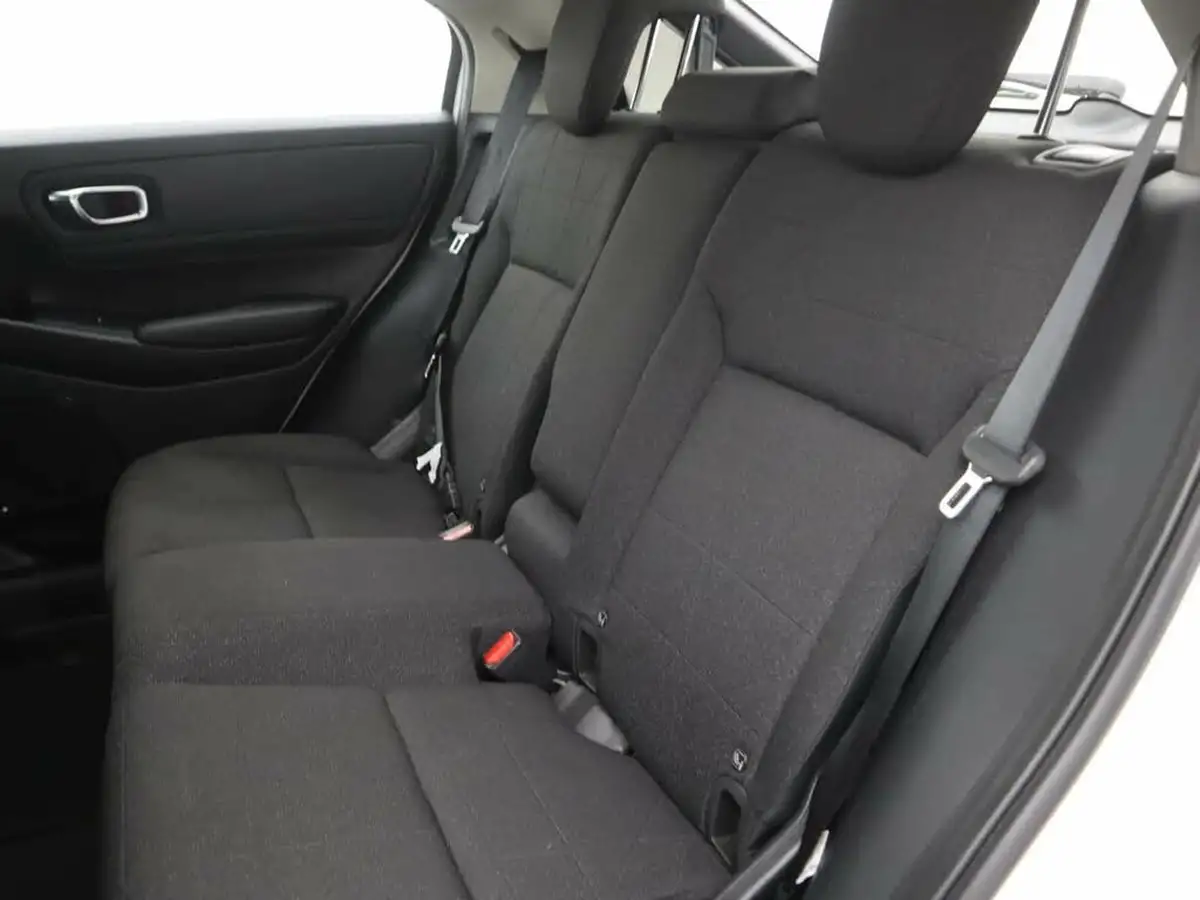 2022-honda-hr-v-15-i-mmd-elegance-big-9
