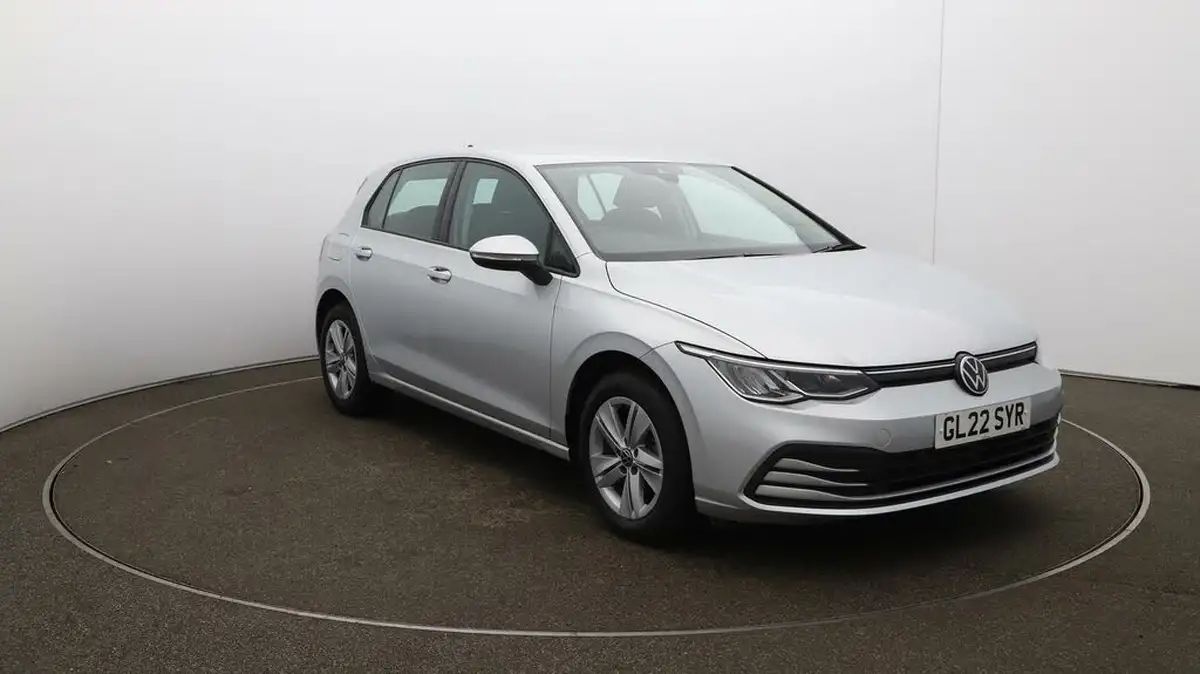 2022-volkswagen-golf-10-tsi-life-hatchback-big-34