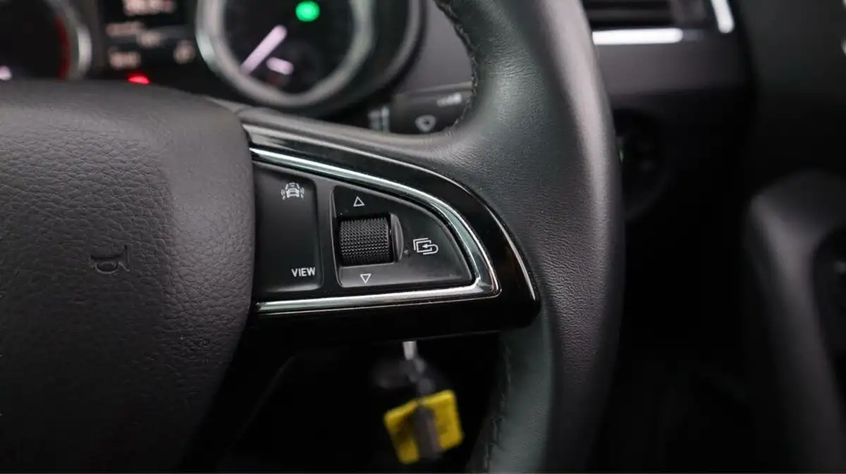 2019-skoda-octavia-15-tsi-se-l-hatchback-dsg-big-22