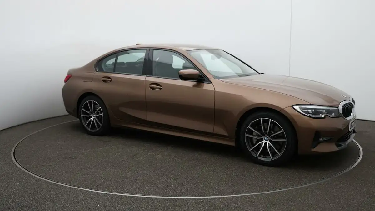 2020-bmw-3-series-20-330i-sport-saloon-4d-big-37