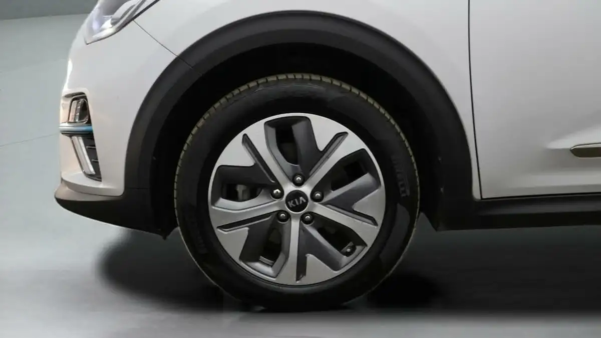 2021-kia-e-niro-ev-4-big-17