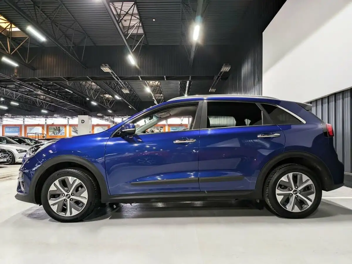 2021-kia-e-niro-ev-3-big-10