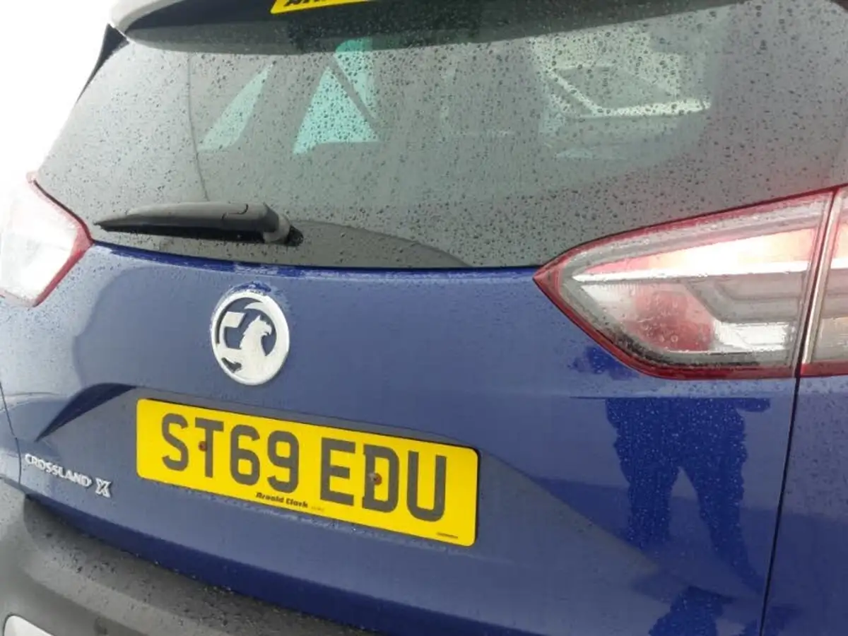 2019-vauxhall-crossland-x-12-elite-83ps-ss-big-14
