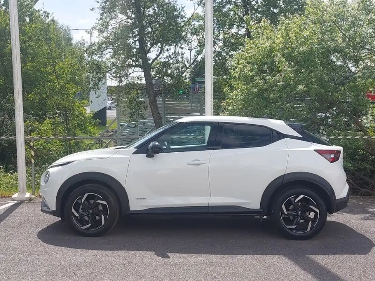 2022-nissan-juke-16-hybrid-n-connecta-big-3