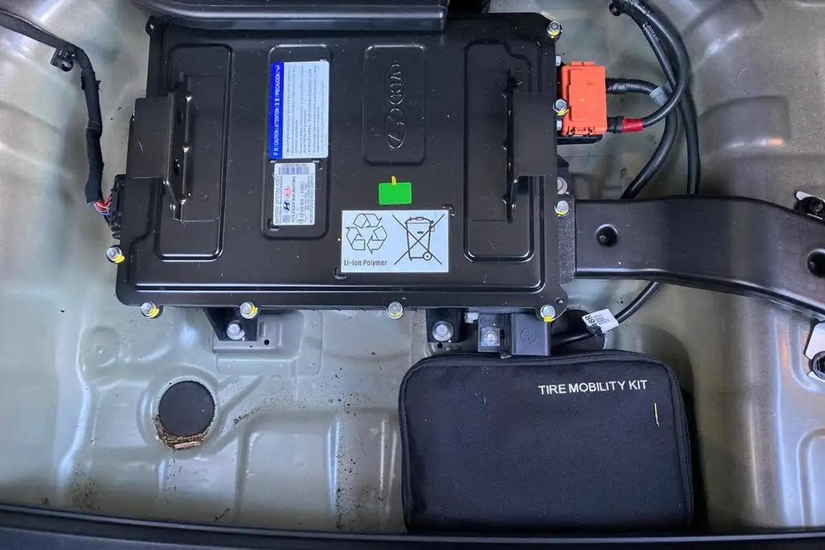 2021-kia-stonic-10-t-gdi-connect-big-16