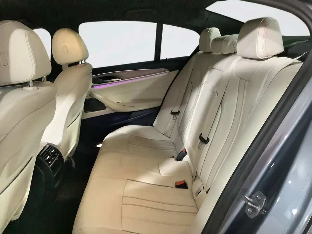 2018-bmw-5-series-20-530e-m-sport-big-12