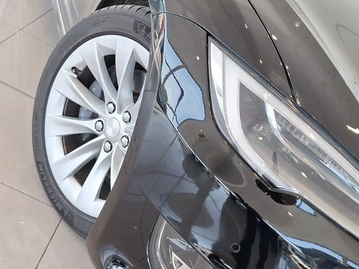 2020-tesla-model-s-e-long-range-big-8