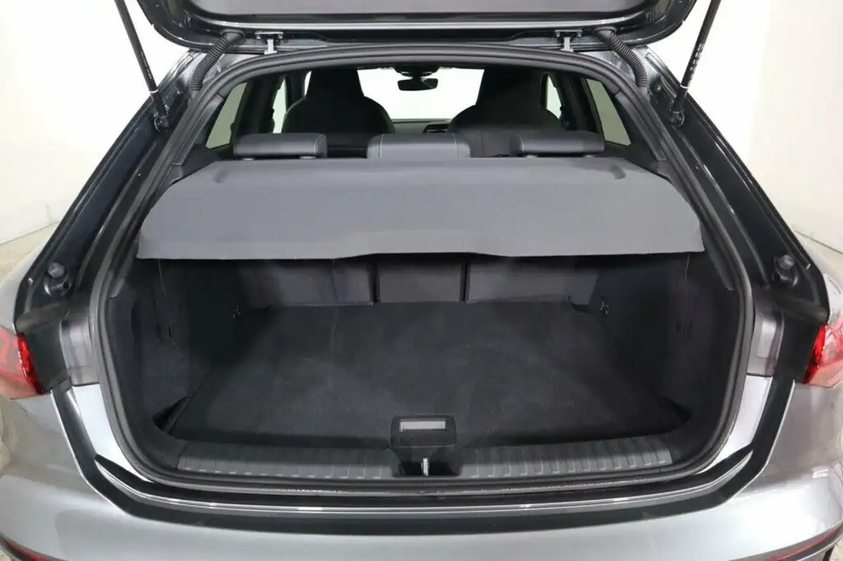 2023-audi-a3-15-35-tfsi-s-line-sportback-5d-big-48