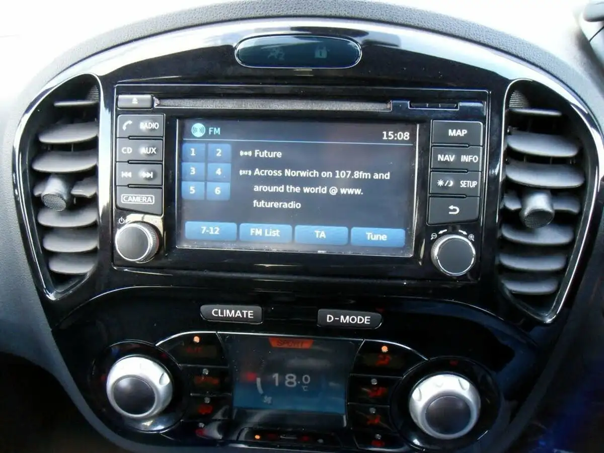 2016-nissan-juke-12-dig-t-n-connecta-ss-big-38