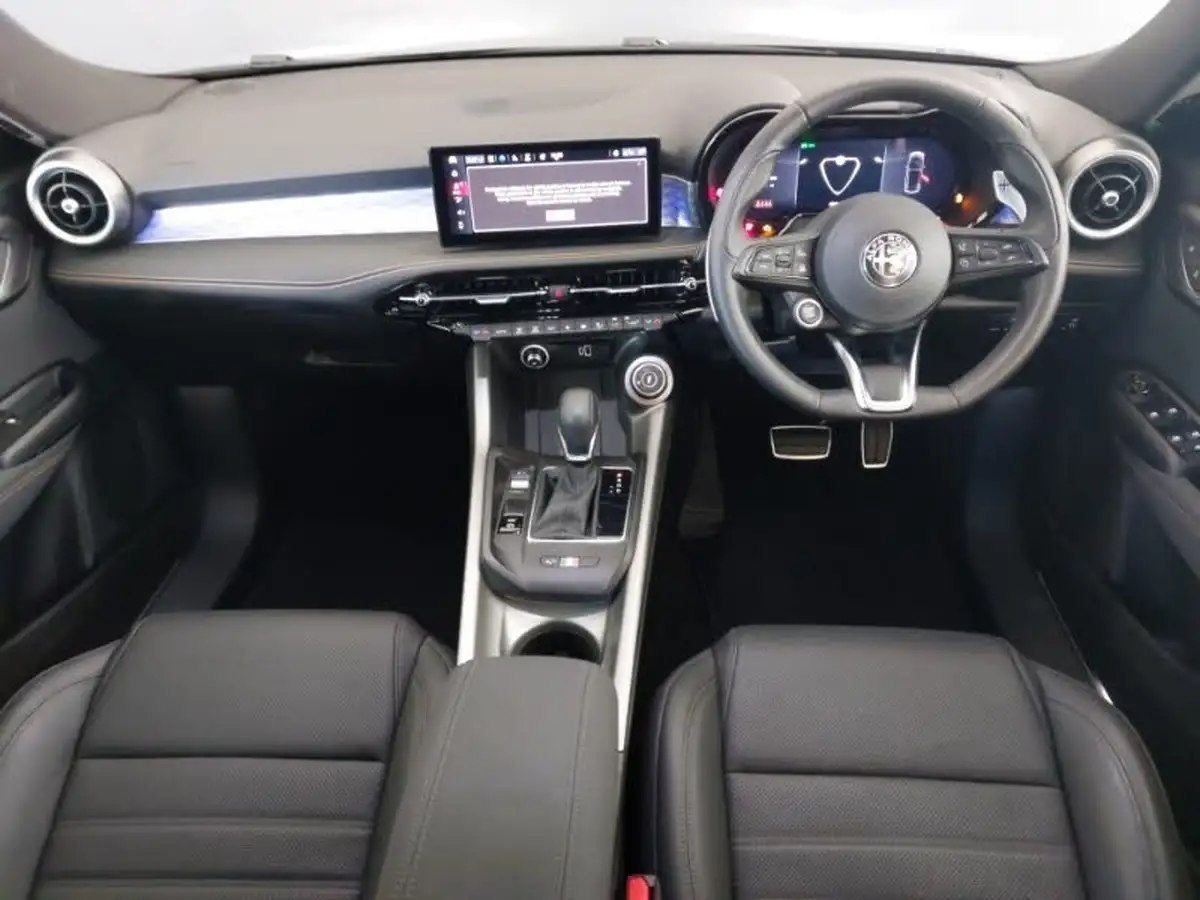 2024-alfa-romeo-tonale-15-sprint-big-2