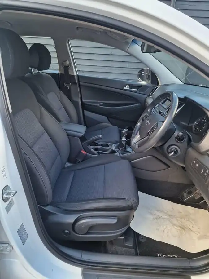 2018-hyundai-tucson-16-gdi-blue-drive-se-big-9