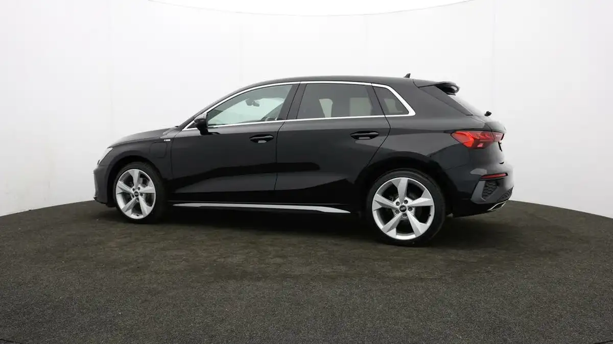 2021-audi-a3-14-40-tfsi-e-s-line-big-63