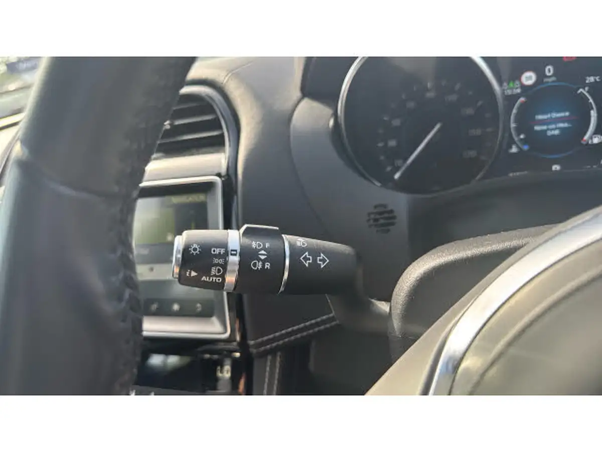2019-jaguar-f-pace-20-i4d-r-sport-180ps-ss-auto-big-22