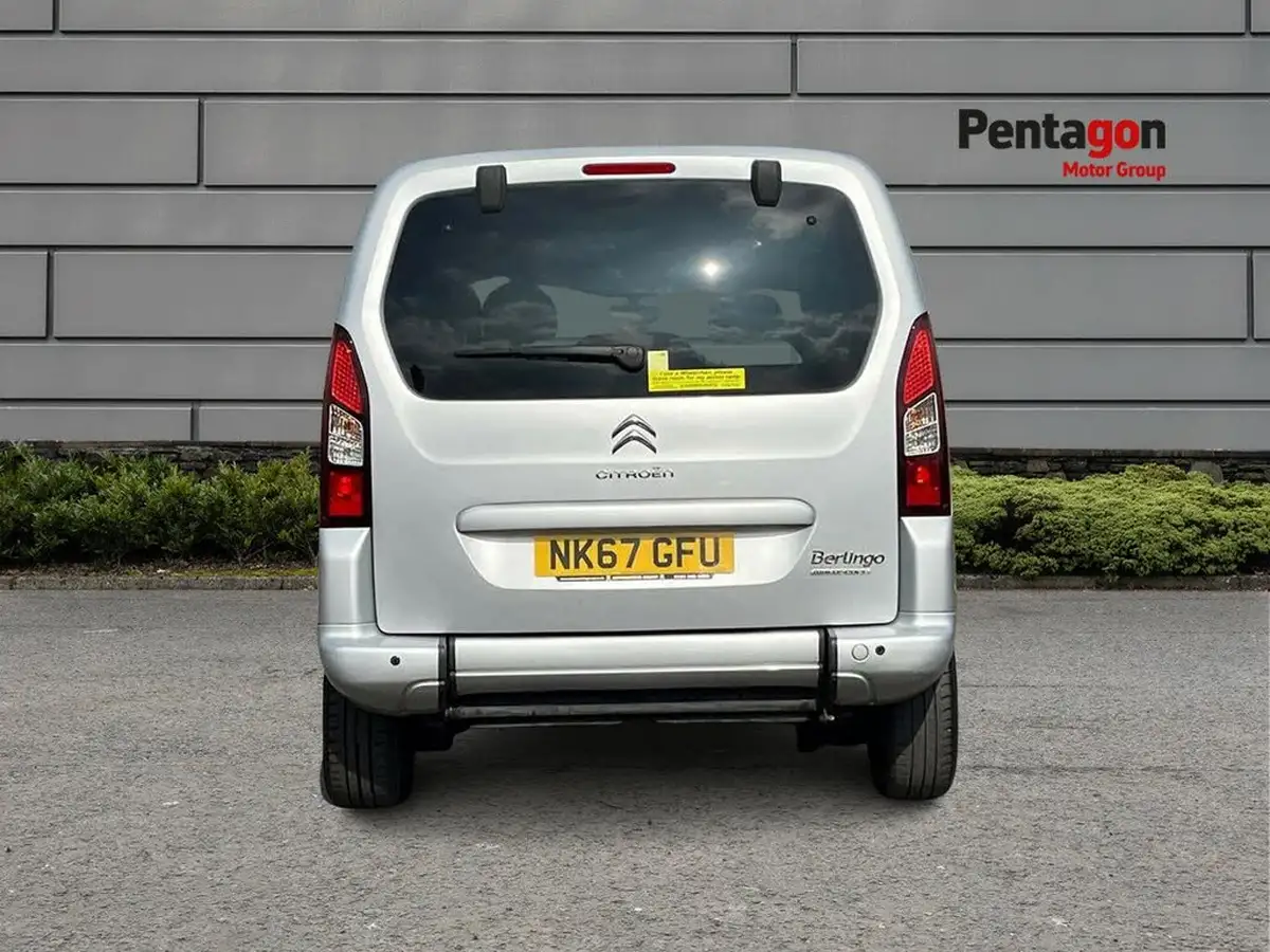 2018-citroen-berlingo-16bluehdi-multispace-feel-102ps-ss-etg6-big-13