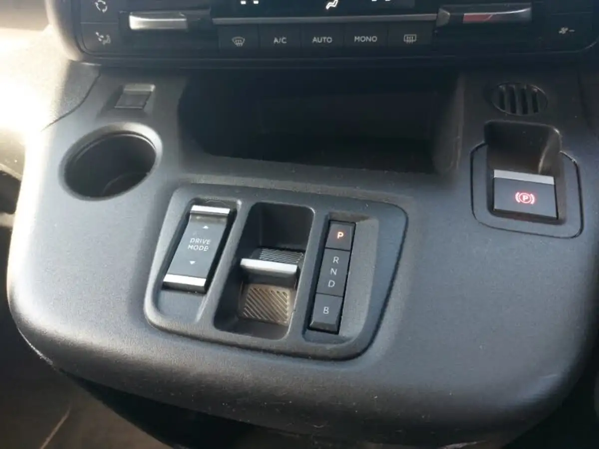 2023-citroen-berlingo-e-flair-xtr-m-size-big-16