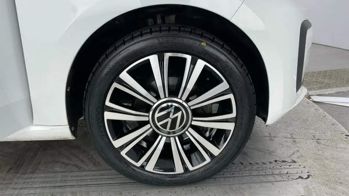 2021-volkswagen-up-10-up-black-edition-60ps-ss-big-4