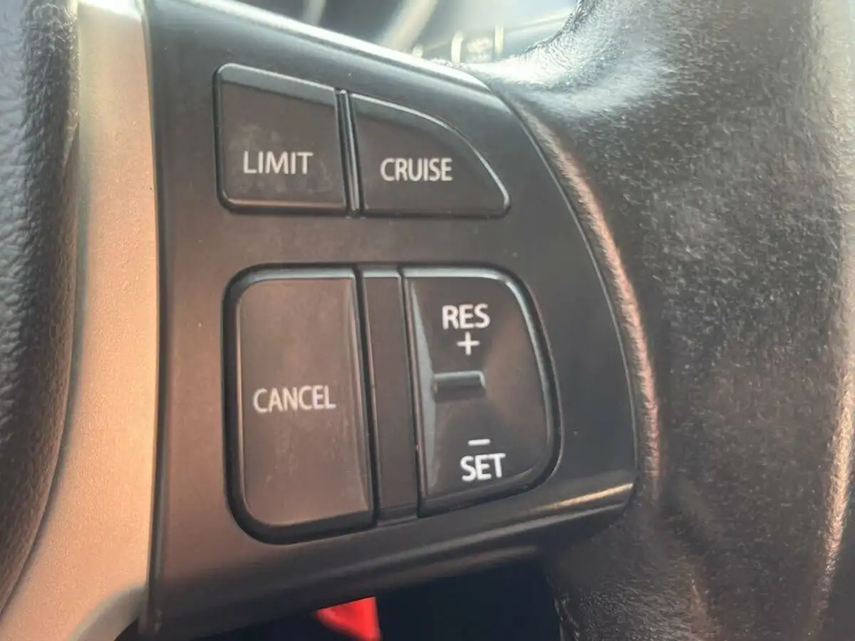 2017-suzuki-vitara-16-sz-t-big-25