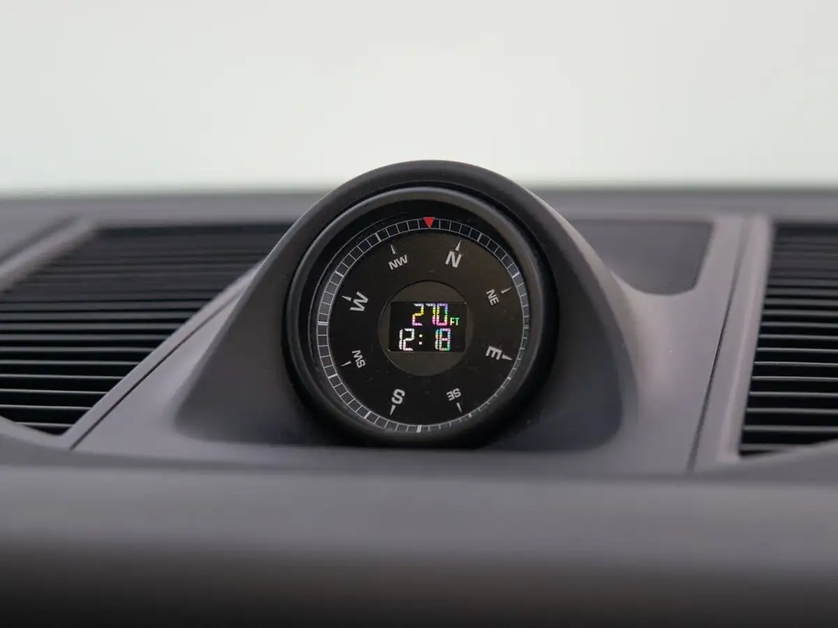 2021-porsche-macan-29-v6-s-big-10