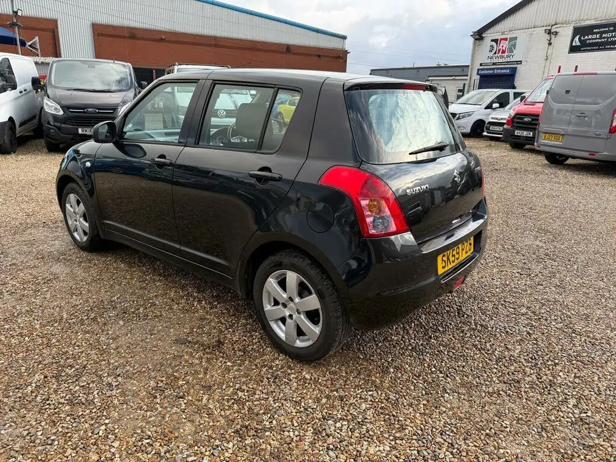 2008-suzuki-swift-13-gl-5d-big-3