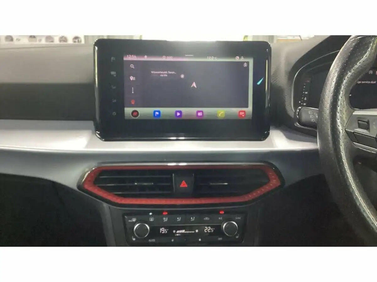2022-seat-arona-15-tsi-fr-sport-big-3