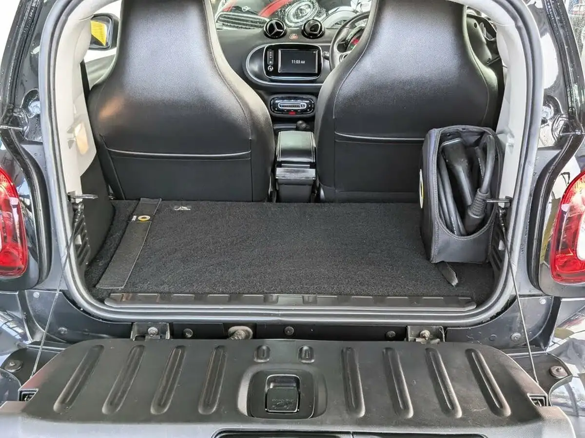 2019-smart-fortwo-eq-prime-premium-coupe-big-24