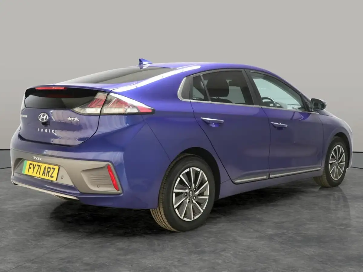 2021-hyundai-ioniq-e-premium-electric-100kw-big-10