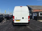 2022-citroen-relay-22bluehdi-35-l3h3-enterprise-small-8