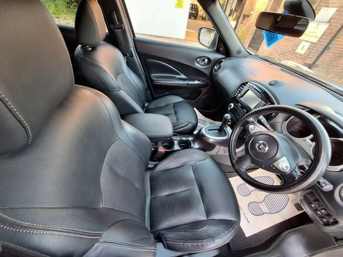2014-nissan-juke-16-tekna-117ps-1598cc-xtronic-cvt-big-12