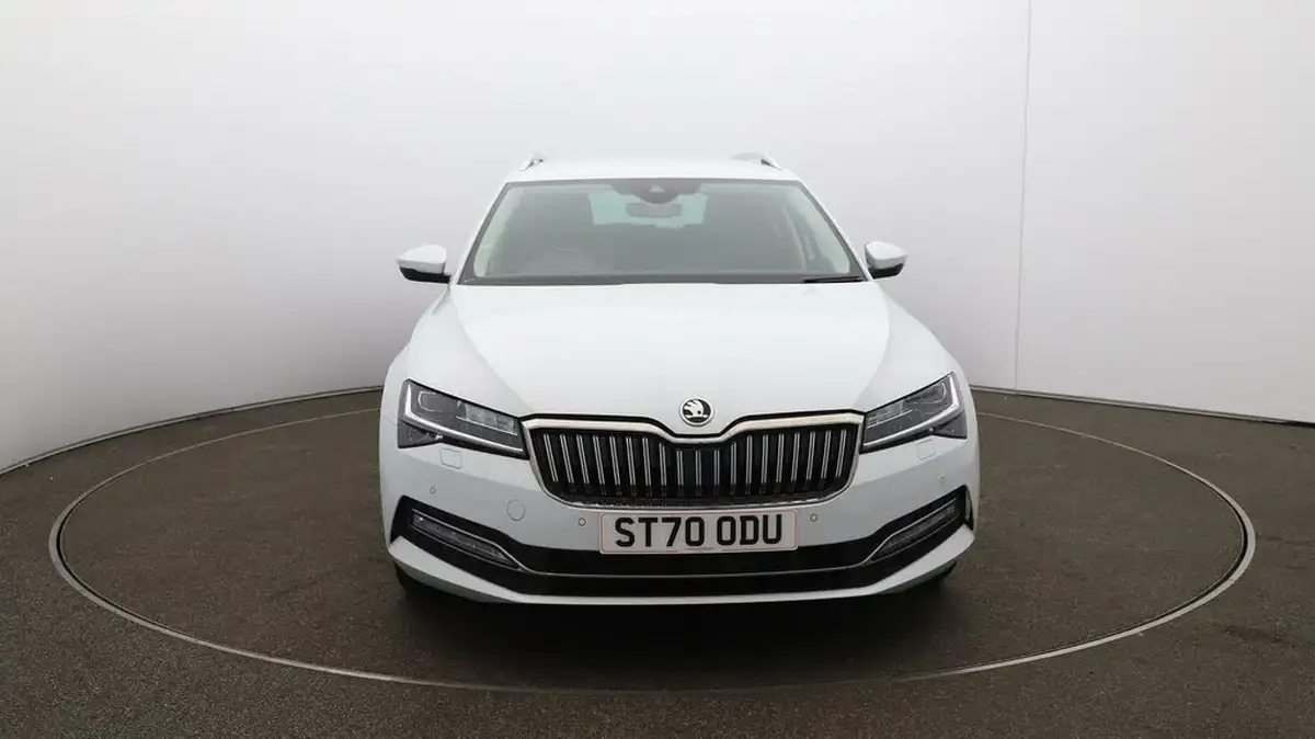2020-skoda-superb-15-tsi-se-l-estate-big-32
