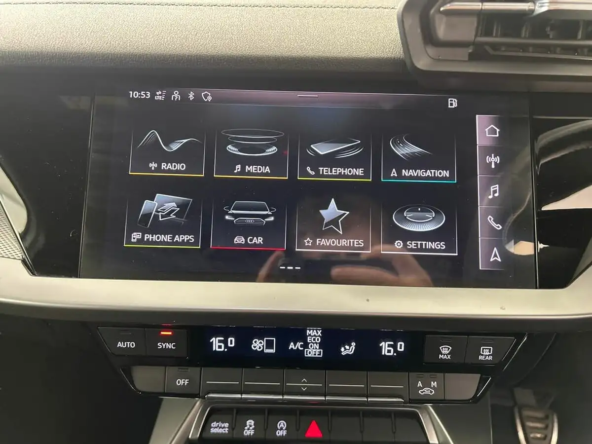 2021-audi-a3-10-30-tfsi-s-line-saloon-4d-big-19