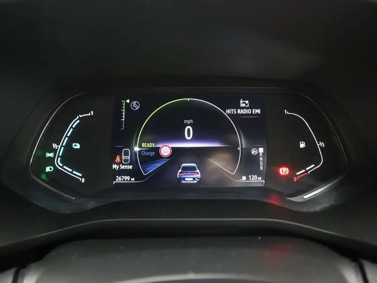 2021-renault-arkana-16-rs-line-big-10