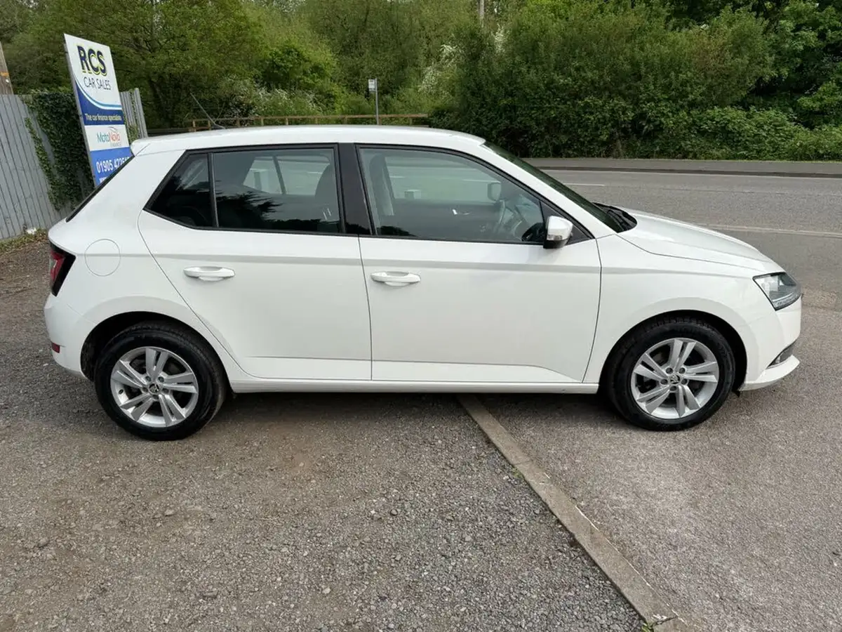 2019-skoda-fabia-10-tsi-se-95ps-ss-hatchback-big-1