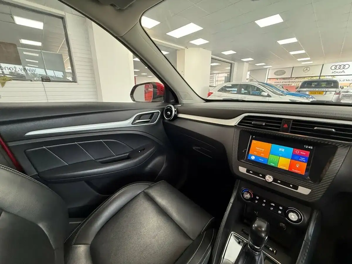 2018-mg-zs-suv-10t-gdi-exclusive-big-41