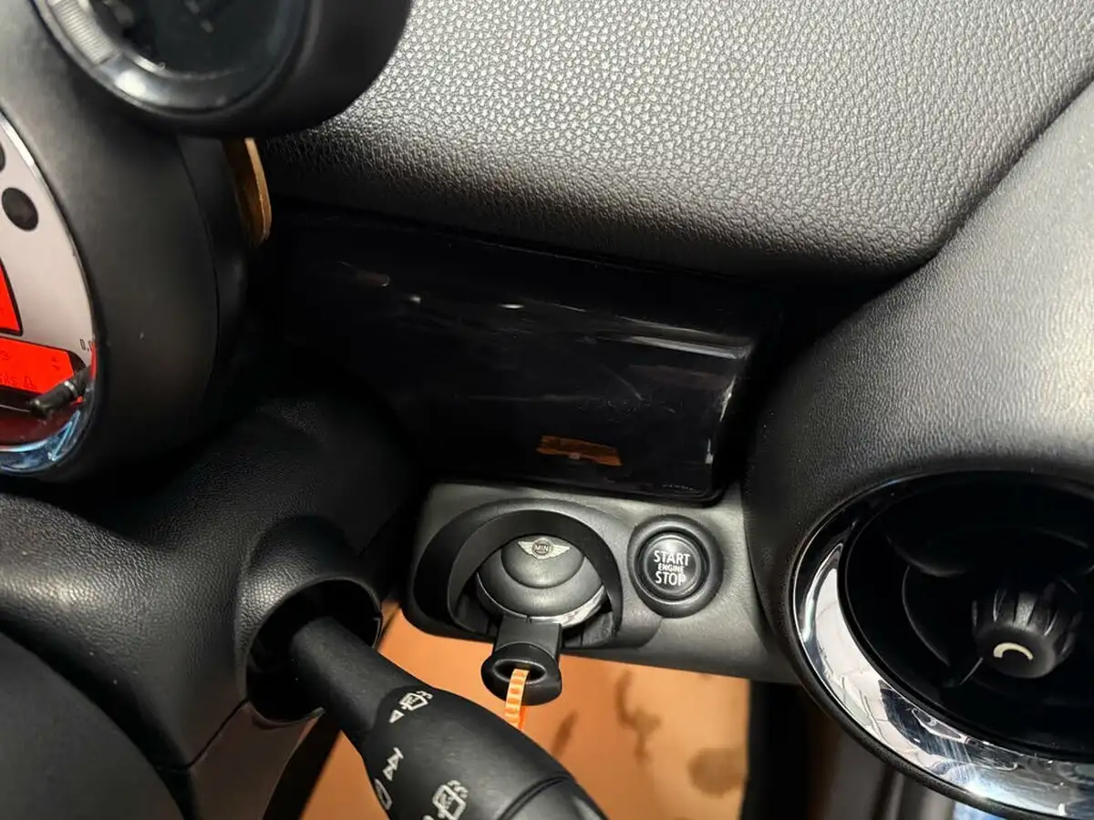 2013-mini-cooper-16td-cooper-d-bayswater-big-20