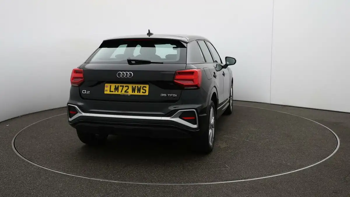 2022-audi-q2-15-35-tfsi-s-line-tronic-big-49
