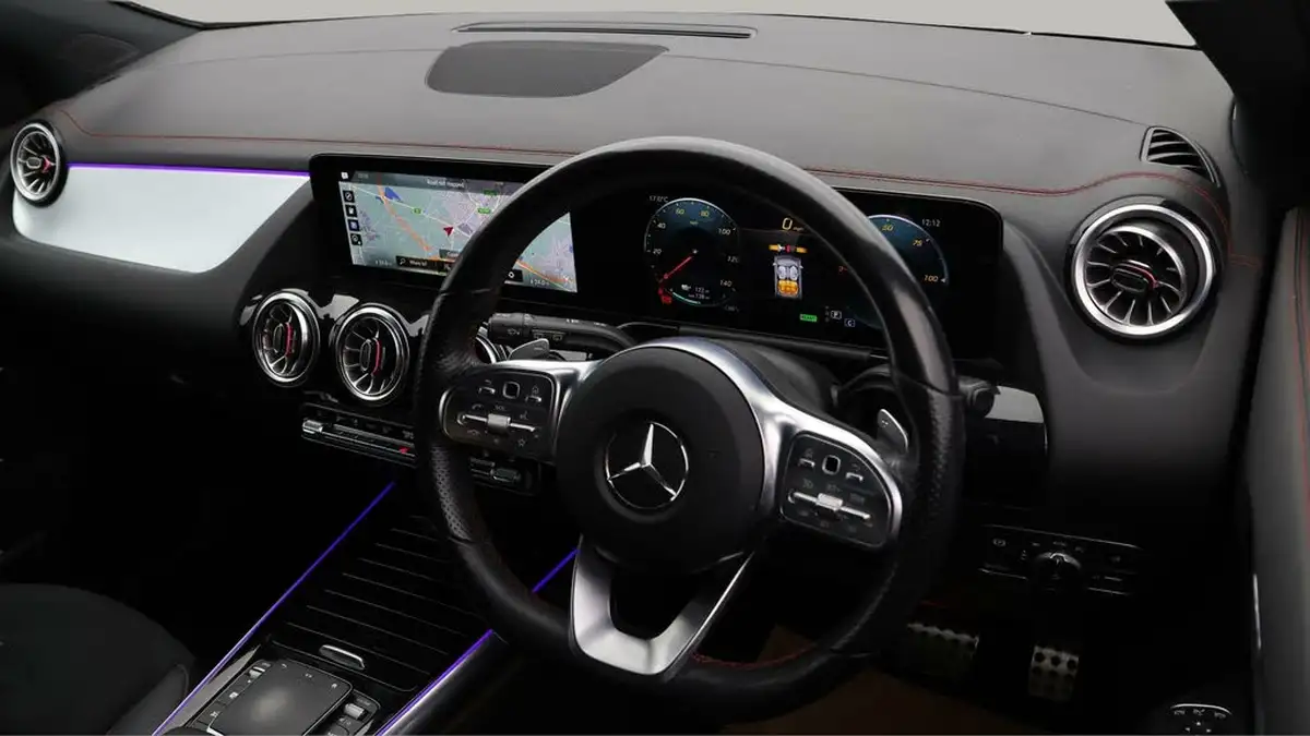 2021-mercedes-benz-eqa-e-eqa-250-amg-line-big-8
