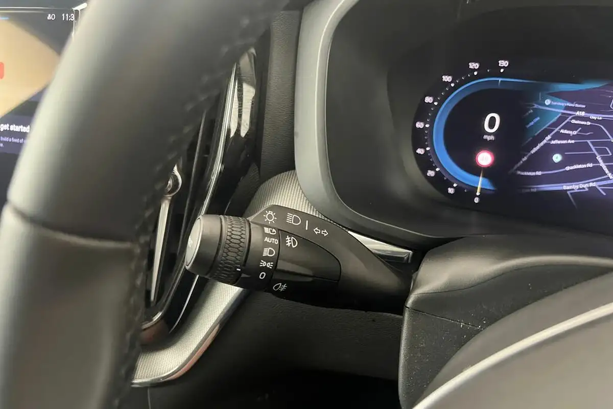 2024-volvo-xc60-20-b5-plus-big-38