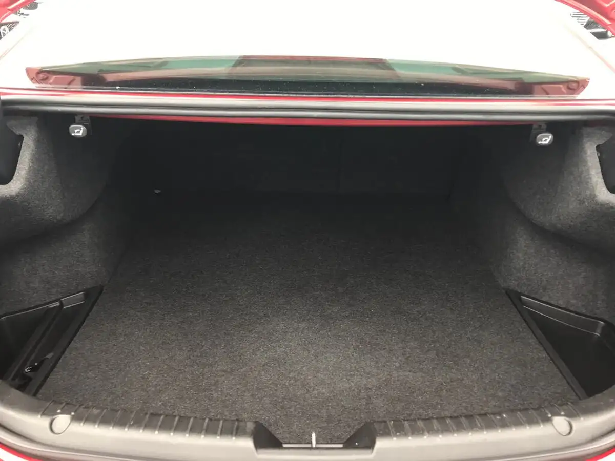 2017-mazda-mazda6-20-se-l-nav-saloon-4d-big-6