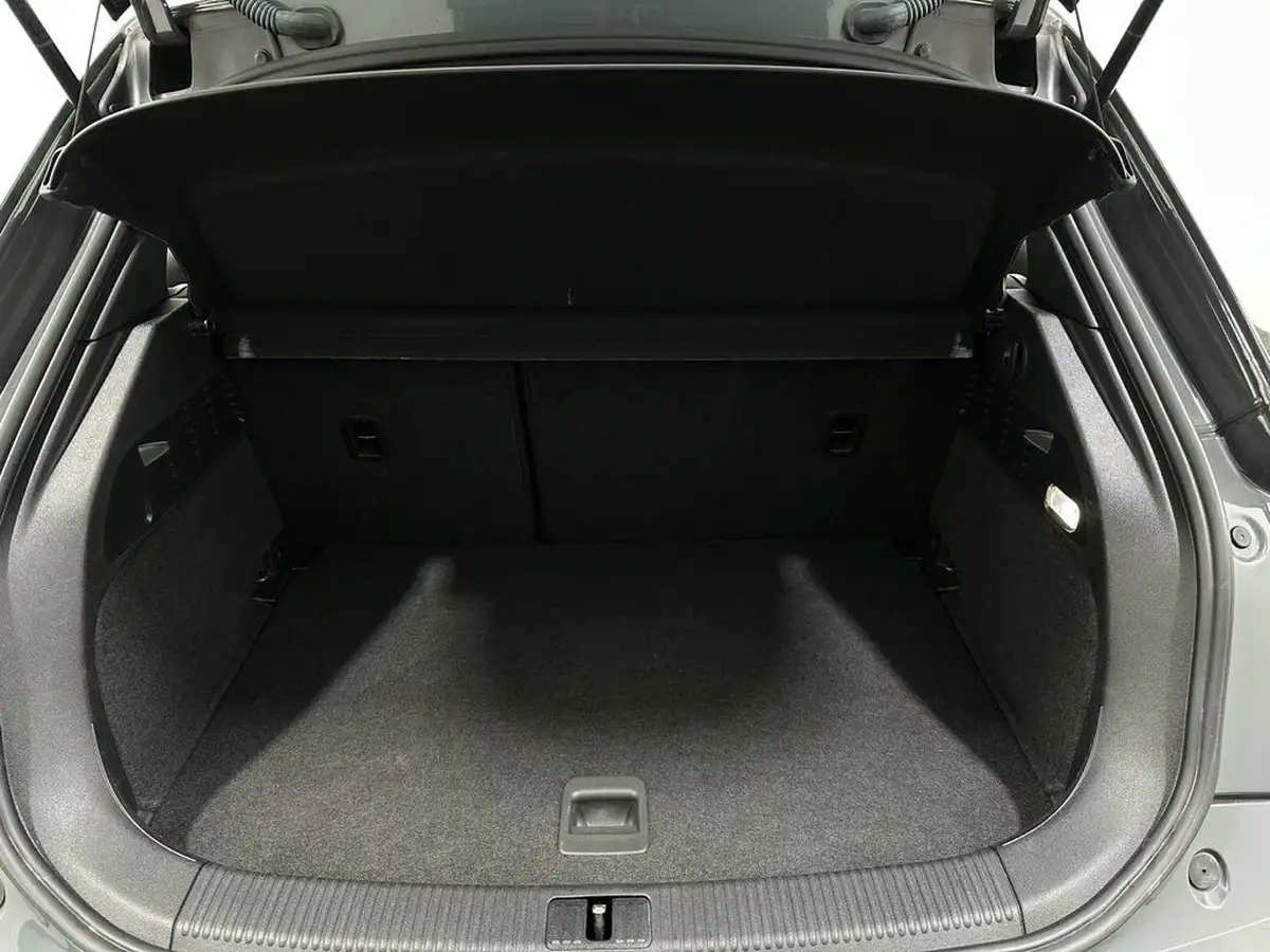 2018-audi-a1-16tdi-s-line-nav-sportback-5d-big-42