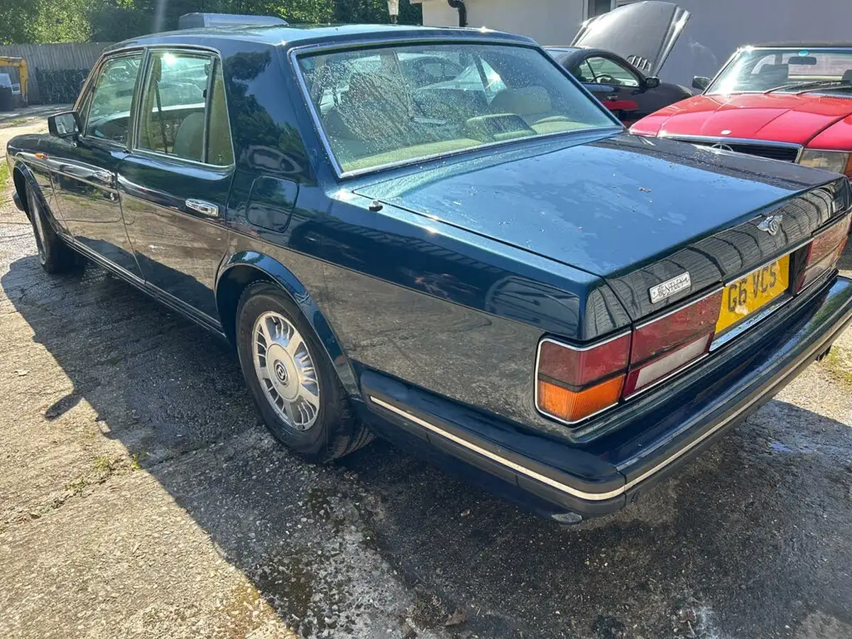 1993-bentley-turbo-r-68-lwb-big-8