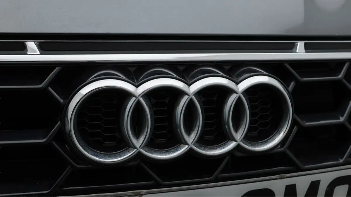 2022-audi-a5-20-40-tfsi-s-line-coupe-2d-big-23