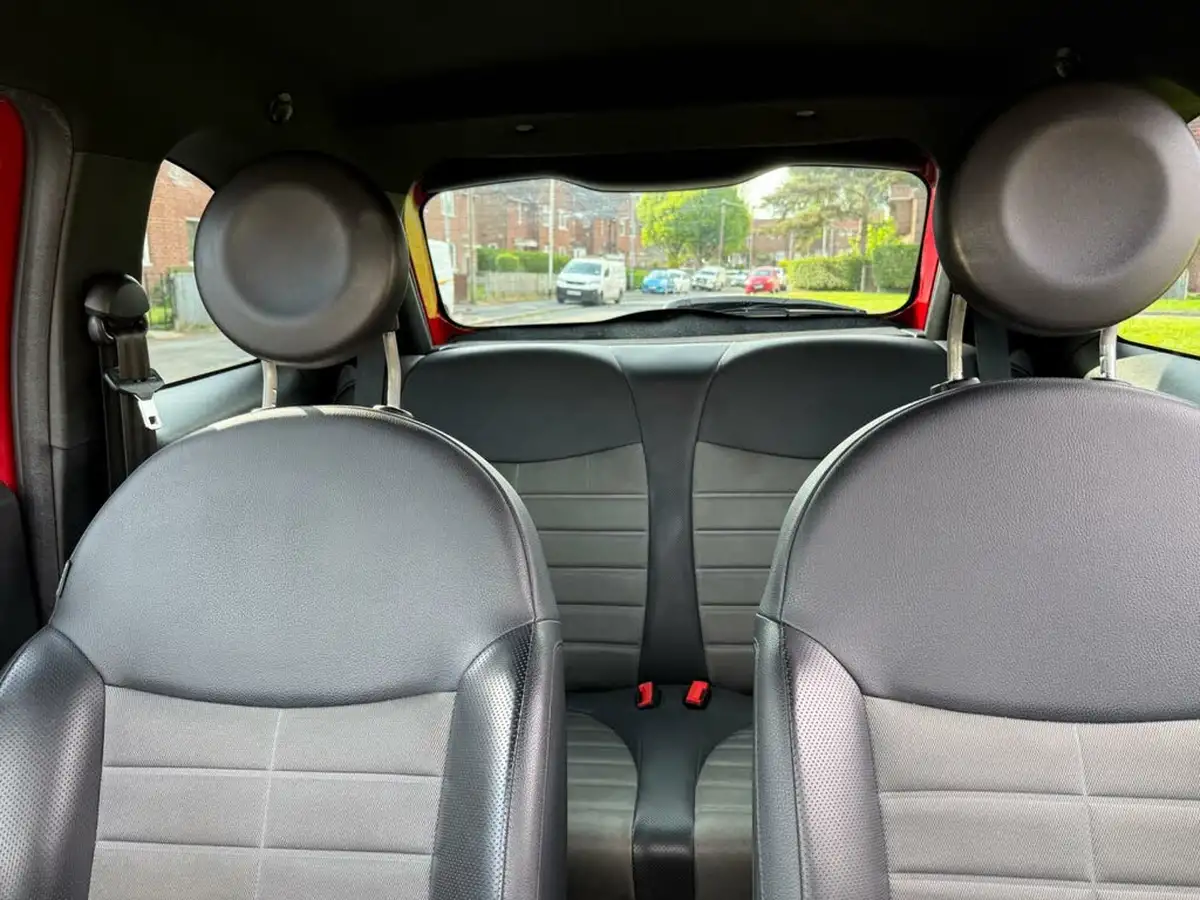 2012-fiat-500-09-street-big-18