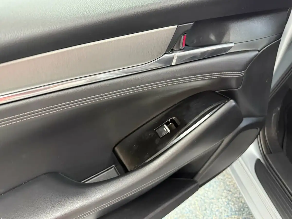 2019-mazda-mazda6-22td-skyactiv-d-se-l-lux-nav-tourer-5d-big-19