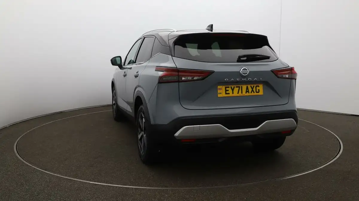2021-nissan-qashqai-13-dig-t-premiere-edition-140ps-big-51