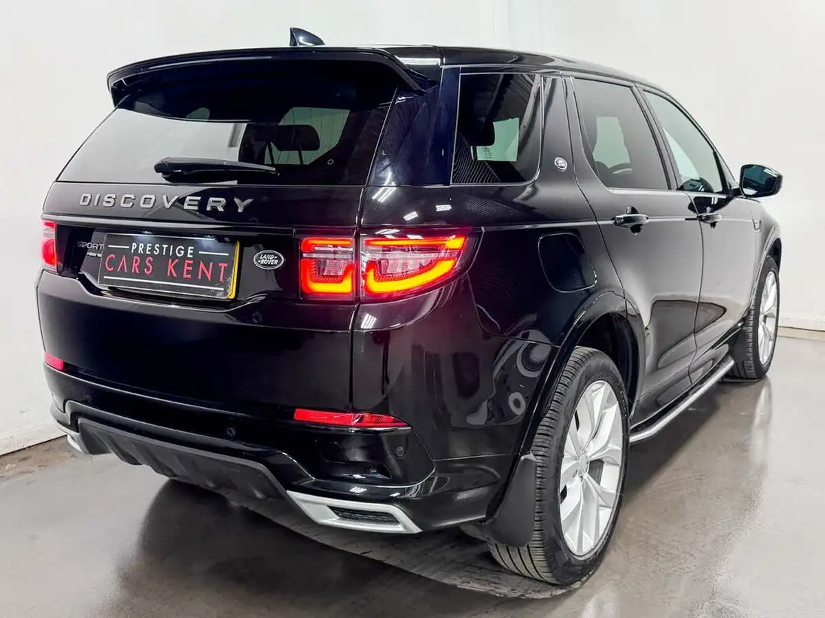 2021-land-rover-discovery-sport-15-p300e-r-dynamic-se-big-12