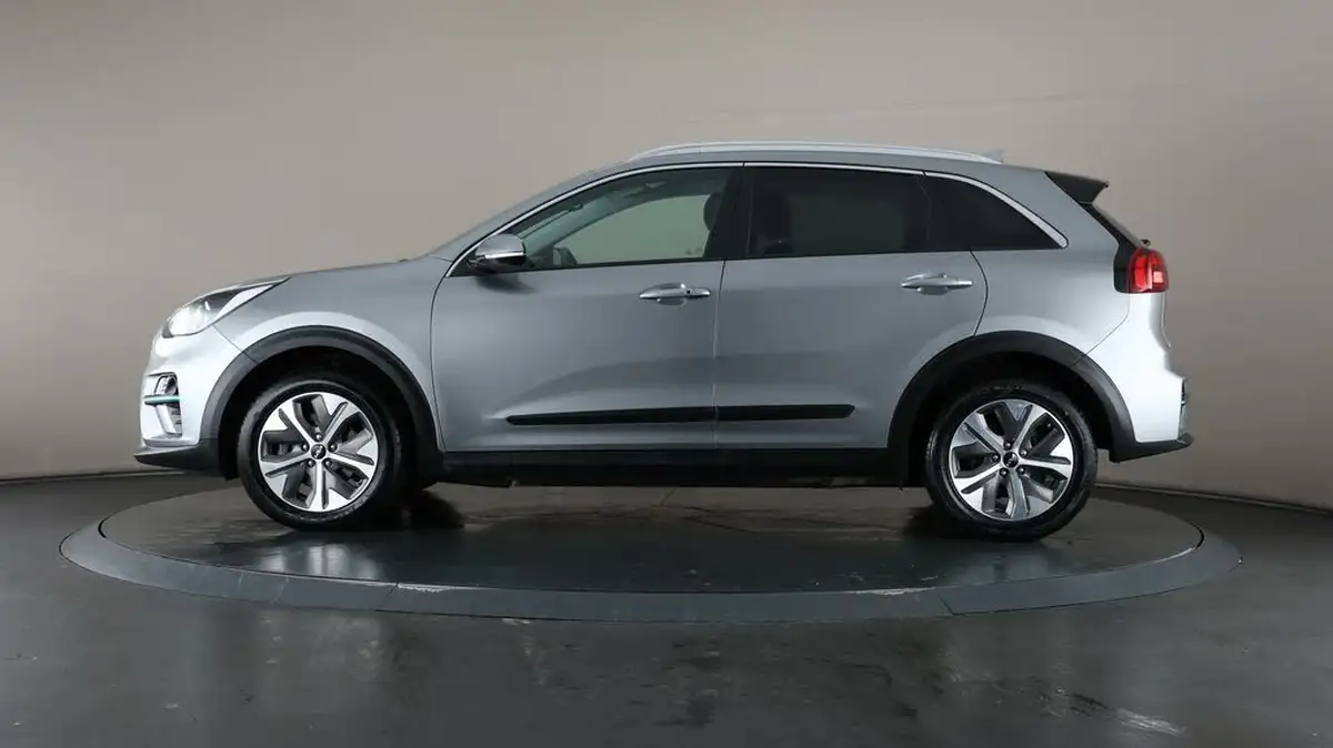 2022-kia-niro-ev-e-2-big-4
