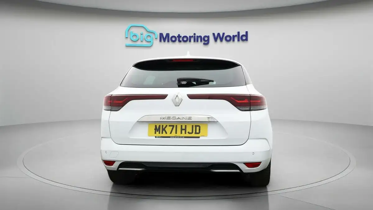 2021-renault-megane-15dci-iconic-sport-tourer-big-5