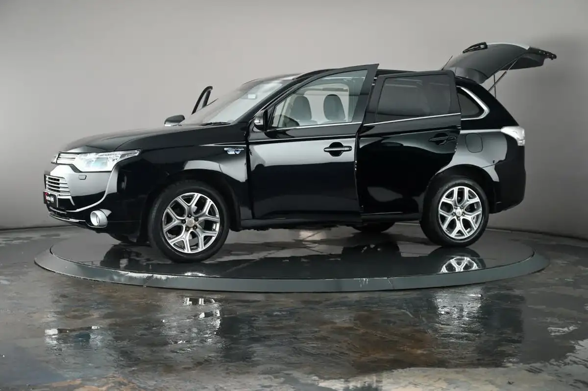 2014-mitsubishi-outlander-20-gx4h-big-41