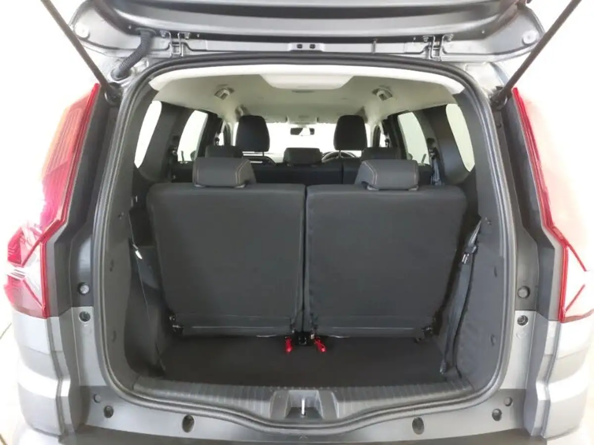 2024-dacia-jogger-16-tce-extreme-big-7